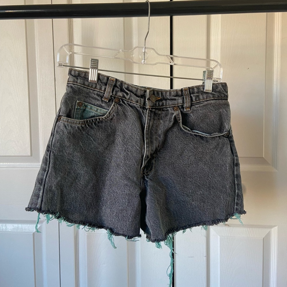 Distressed Levi Shorts